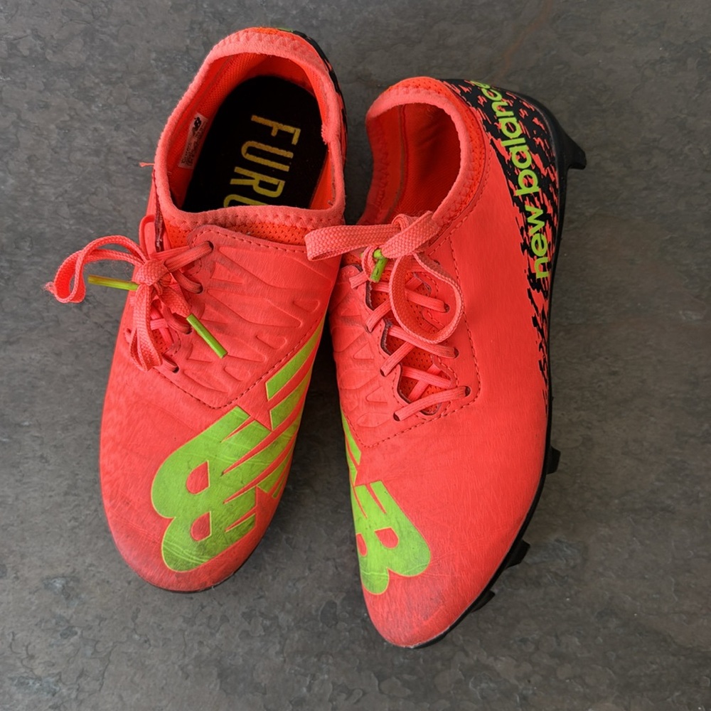 New Balance Furon Youth Soccer cleats - Picture 2 of 8